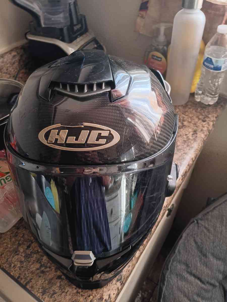 HJC 70 carbon RPHLA N218 worth 600 - Los Angeles, California