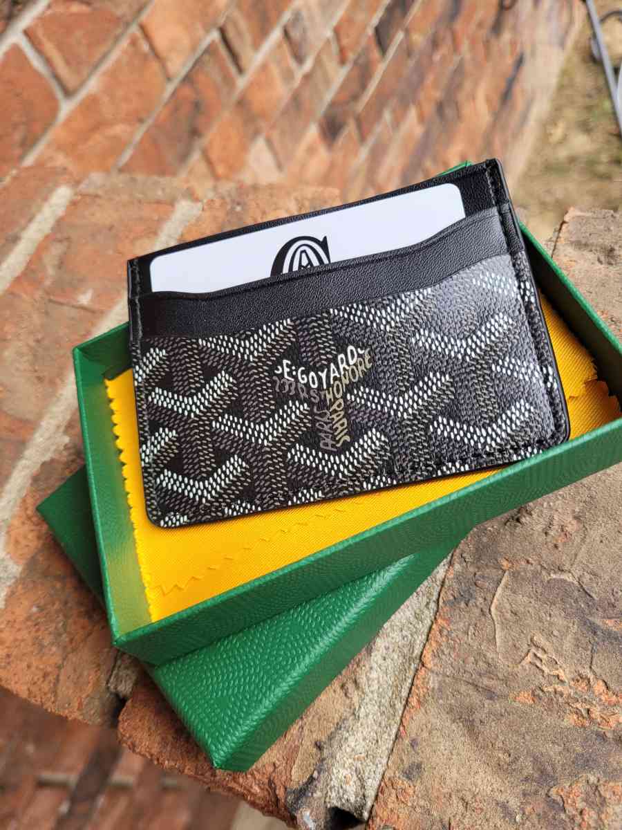Goyard Wallet - Benton, Arkansas - FleaMarketBay