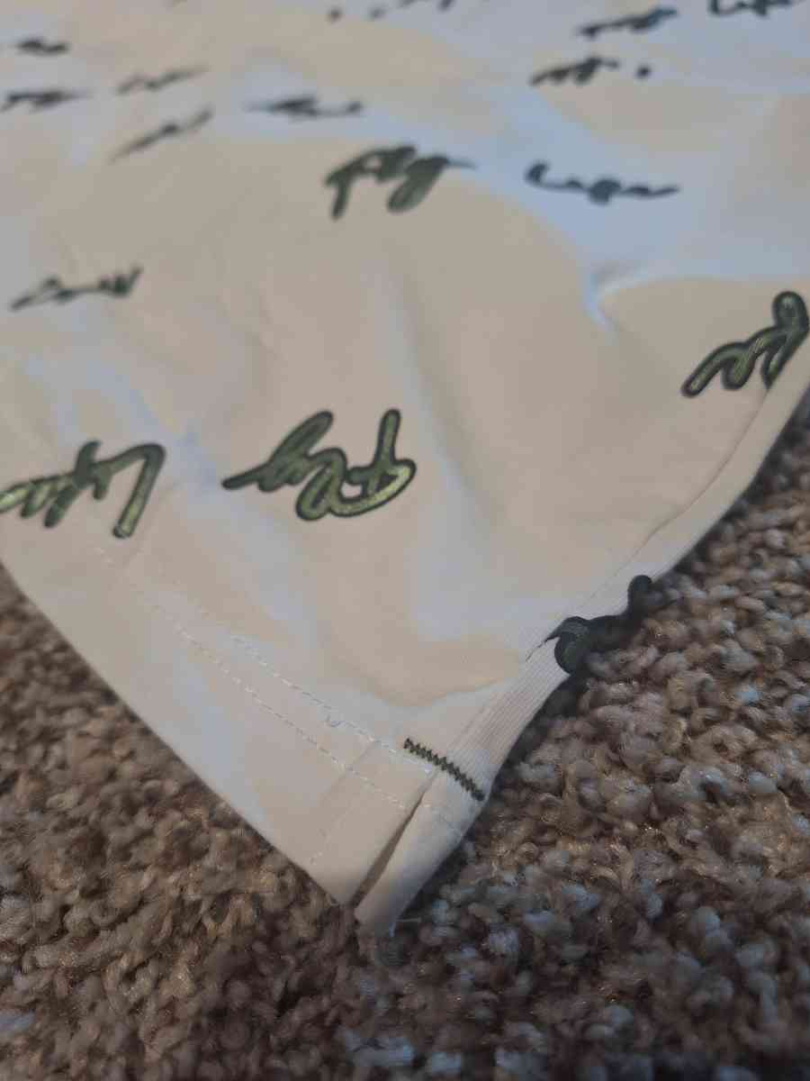 Premium mens shirt - Lawrenceville, Georgia - FleaMarketBay