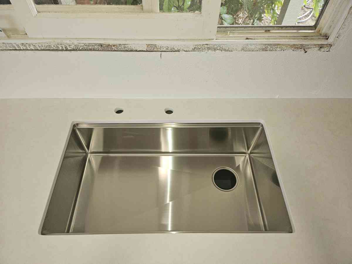 New Laguna Stoneworks Custom Countertops - Fullerton, California - FleaMarketBay