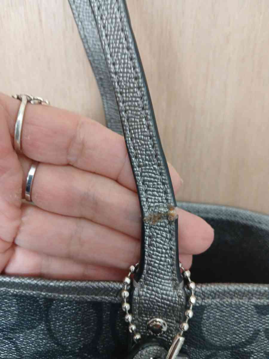 Coach Signature PVC Reversible City Tote - Anacortes, Washington - FleaMarketBay