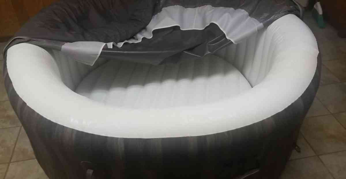 Coleman saluspas Bahamas hot tub - Alicia, Arkansas - FleaMarketBay