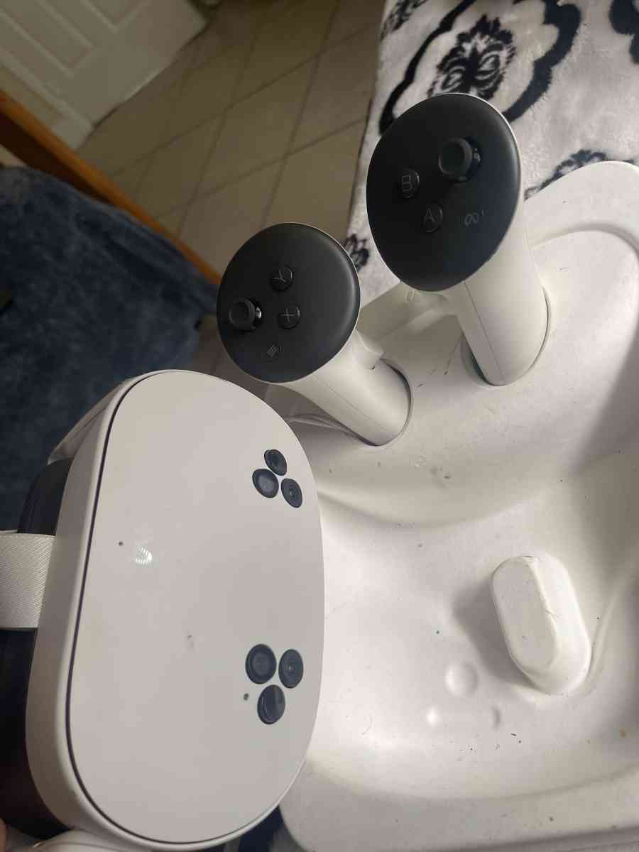 metaquest3S - Atlantic Beach, Florida - FleaMarketBay