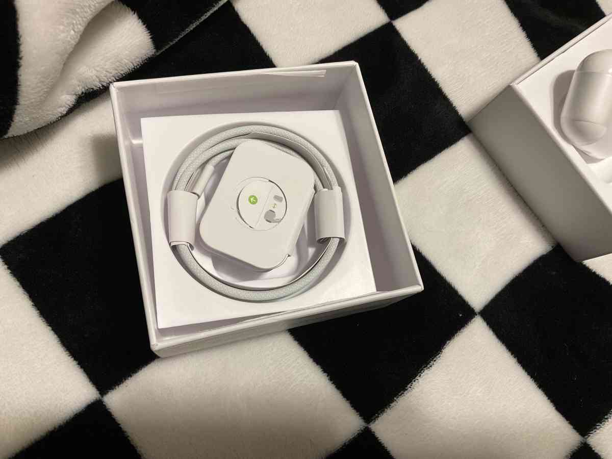 AirPods Pro 2 generation - Columbus, Ohio - FleaMarketBay