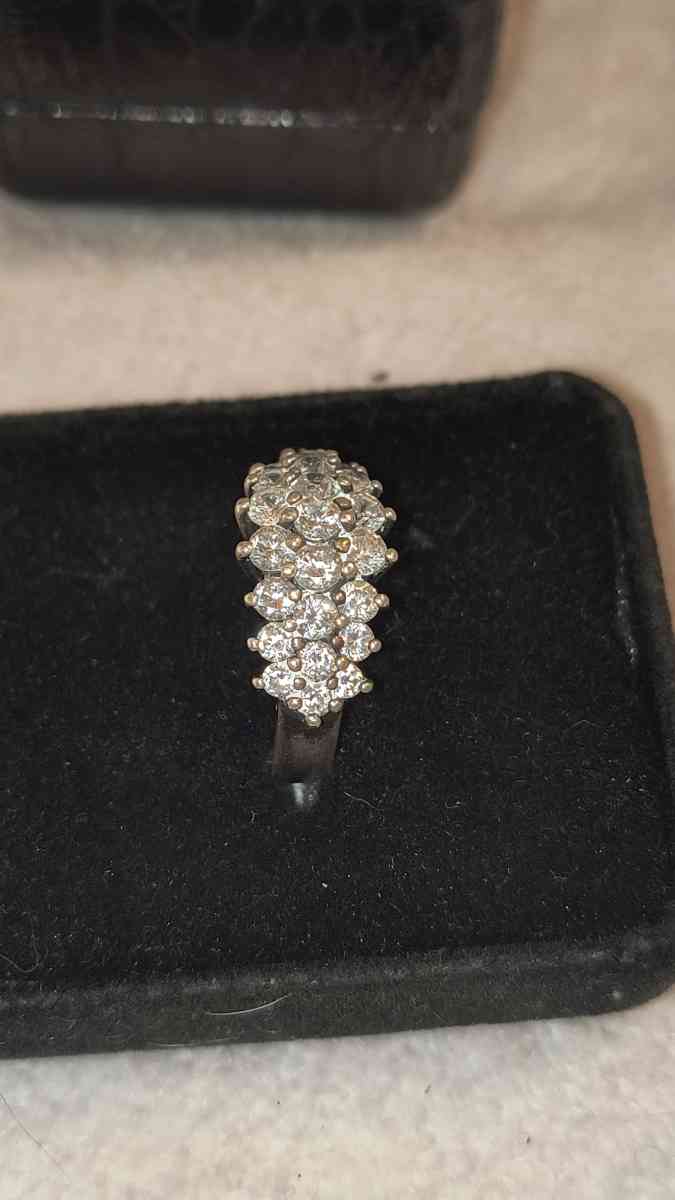 Cocktail Ring - Greenville, Illinois - FleaMarketBay