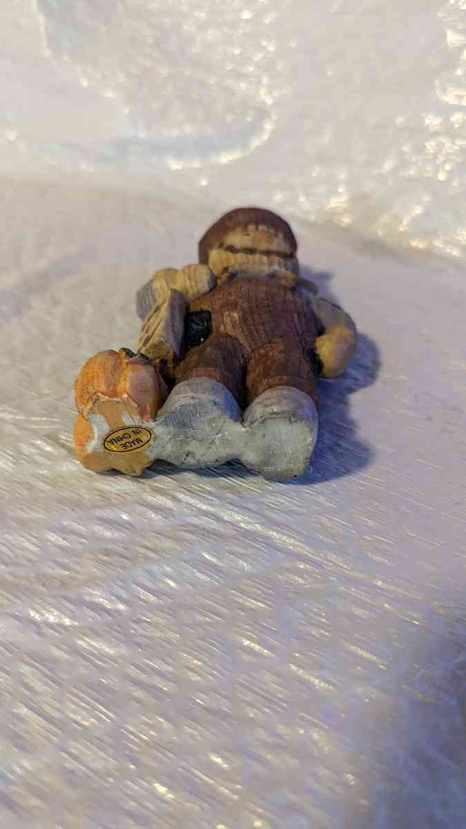 Happy Wood Scarecrow has a couple of Pumpkins and a little S - Phoenix, Arizona - FleaMarketBay