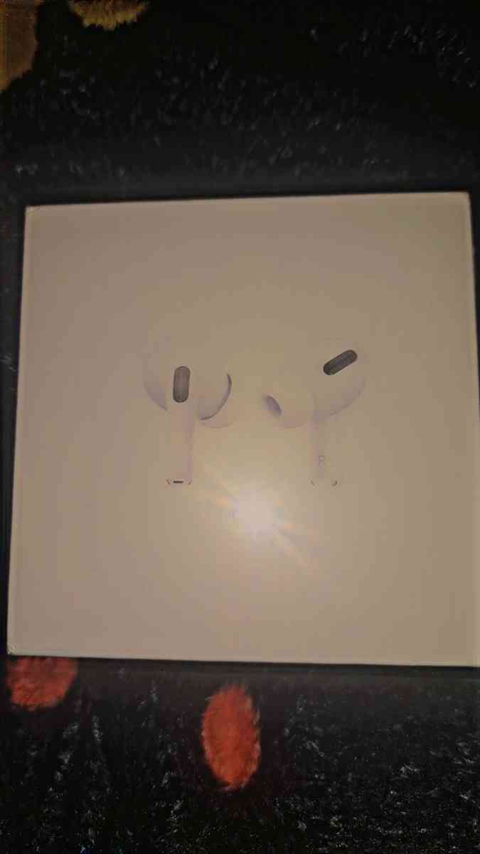 airpods pros - Campbell, Ohio