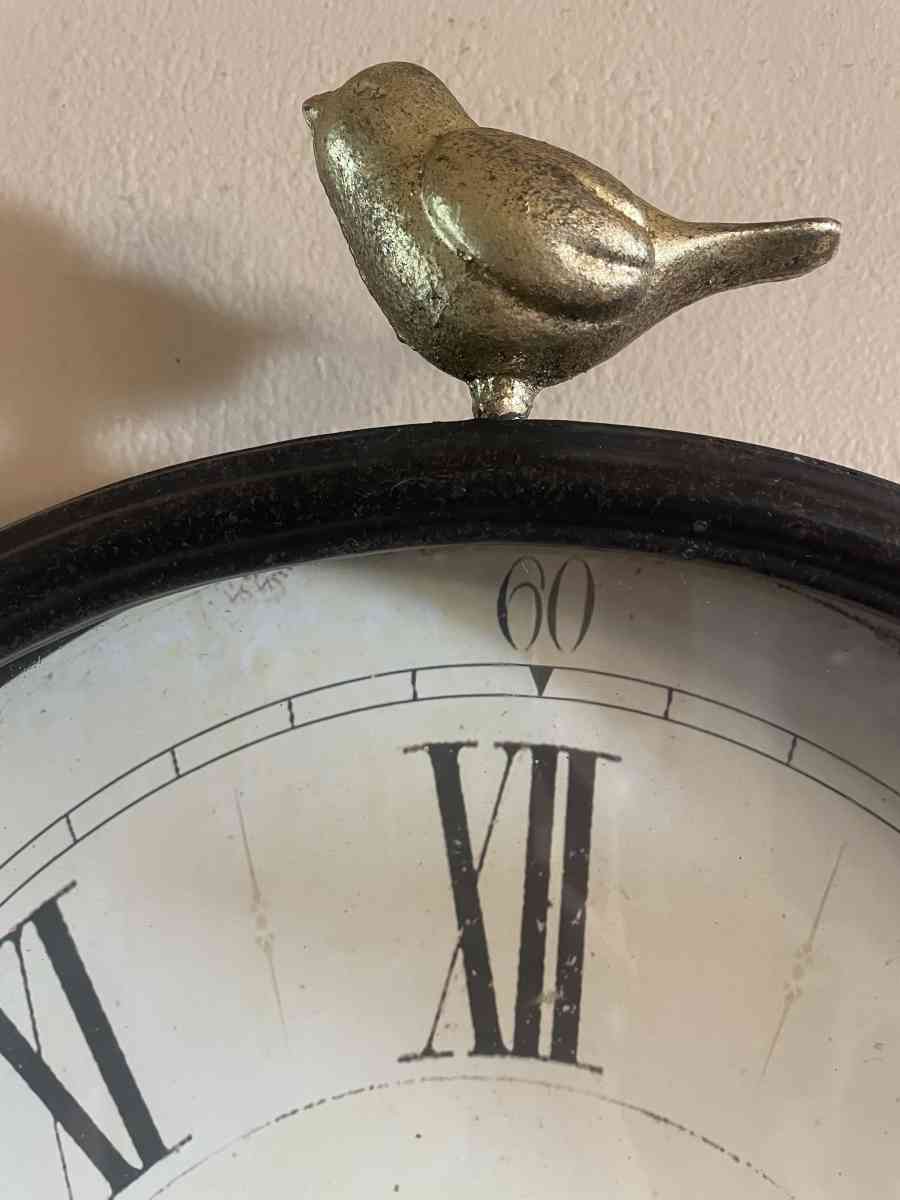 Gold Bird Wall Clock - Loughman, Florida - FleaMarketBay