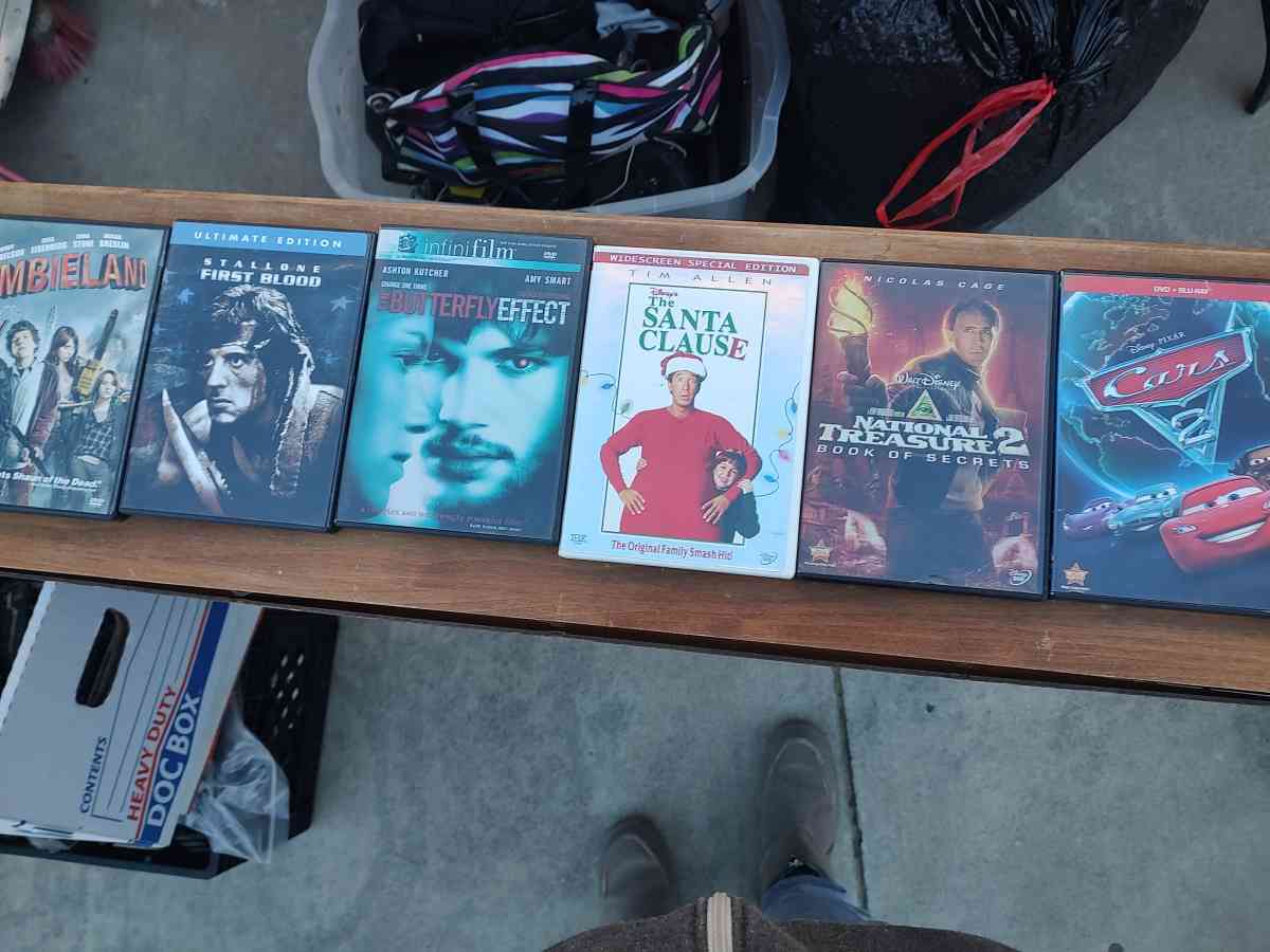 lots of great DVD movies - Addy, Washington - FleaMarketBay