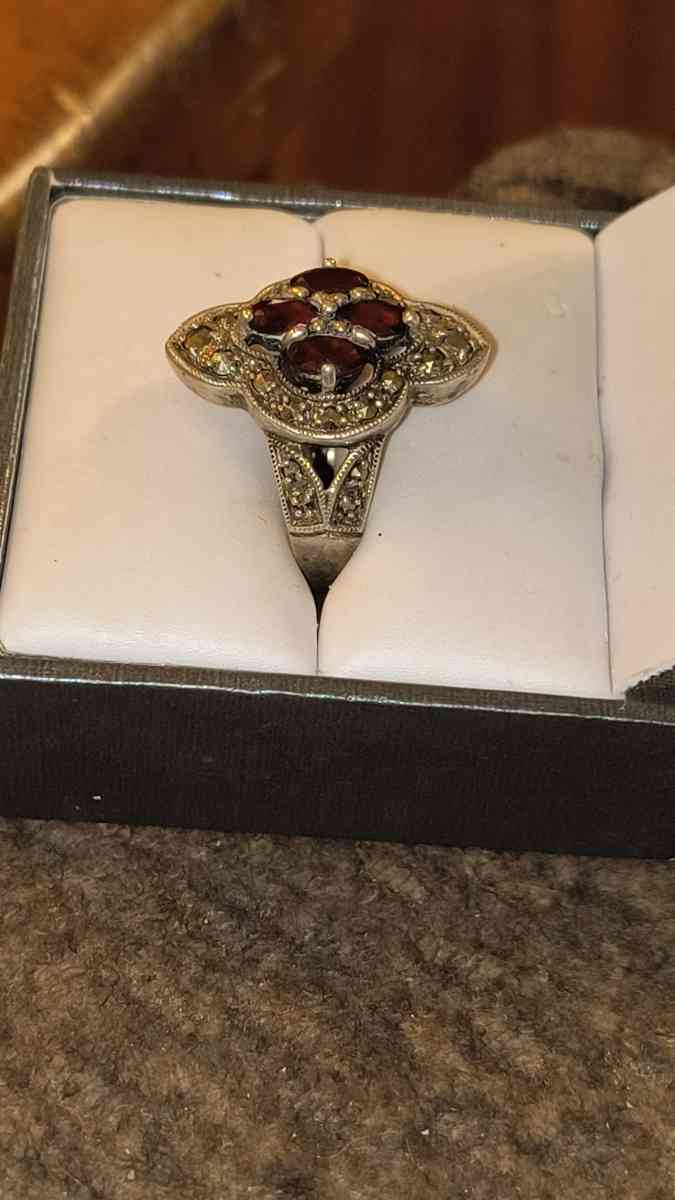 Sterling Silver Ring - Greenville, Illinois - FleaMarketBay