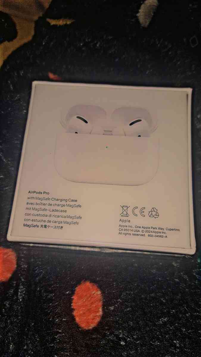 airpods pros - Campbell, Ohio - FleaMarketBay