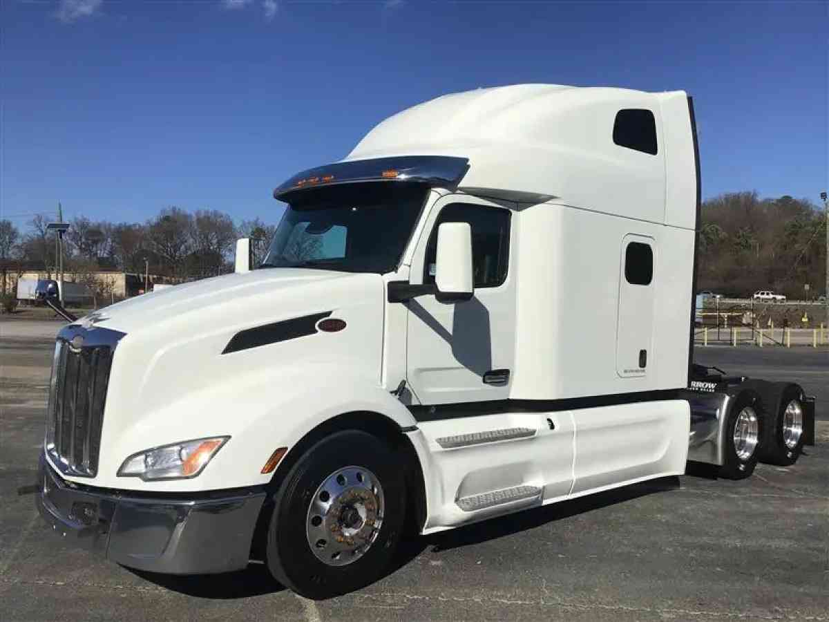 2023 Peterbilt 579 PACCAR MX 13 LITER - Aurora, Colorado - FleaMarketBay
