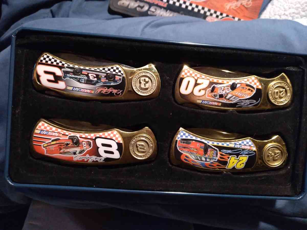 Nascar Set of 4 Knives - Cleveland, Ohio