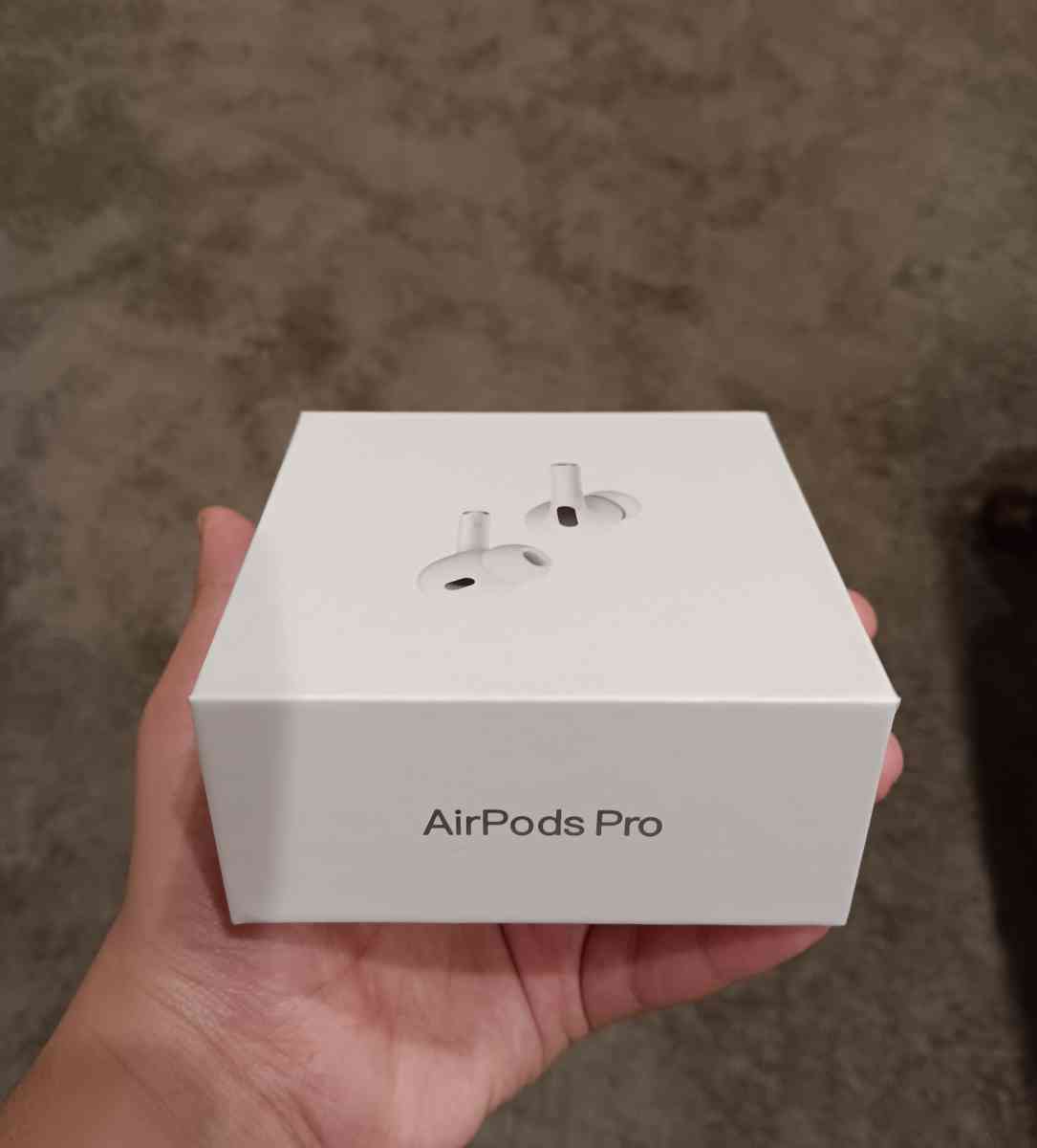 Apple AirPods 2nd Generation with Charging Case  White - Houston, Texas - FleaMarketBay