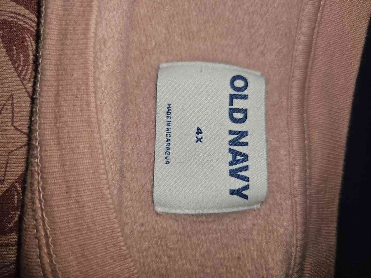 wonder woman sweater - Lubbock, Texas - FleaMarketBay