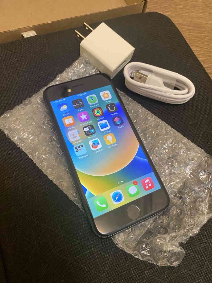 apple iPhone 8 64GB unlocked - Albany, New York - FleaMarketBay