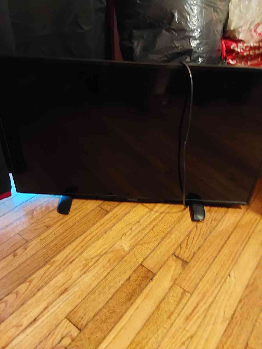 40 inch flatscreen tv insignia - Middletown, New York - FleaMarketBay