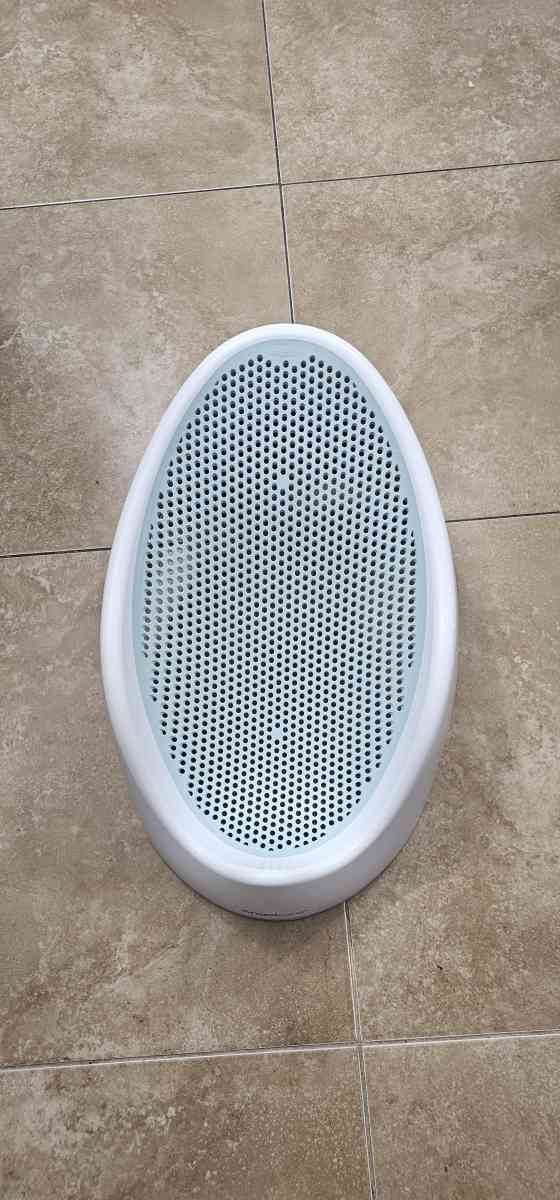 baby bathtub - Palm Beach Gardens, Florida - FleaMarketBay