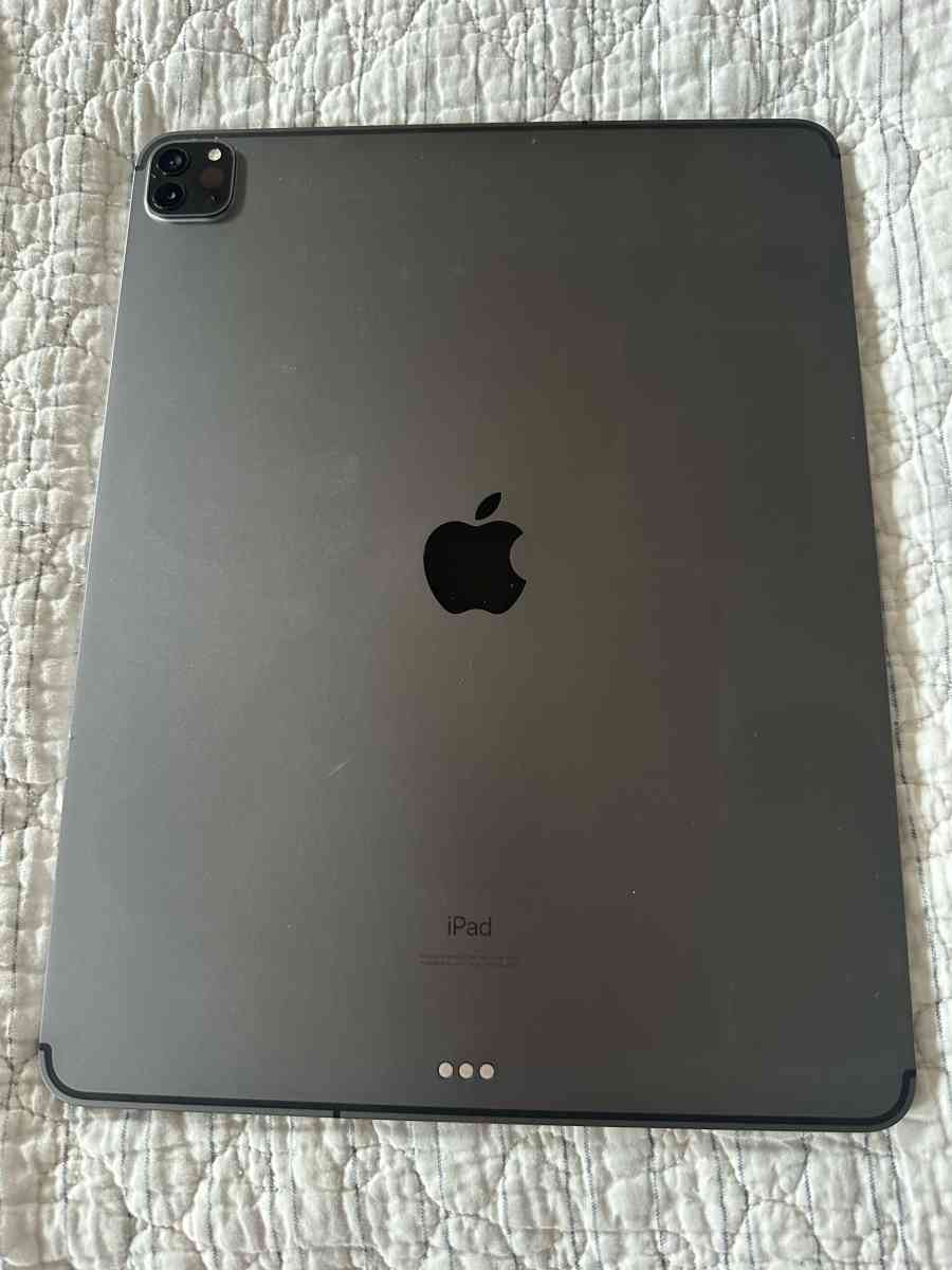 ipad 4th gen wifi cellular - Garden Grove, California