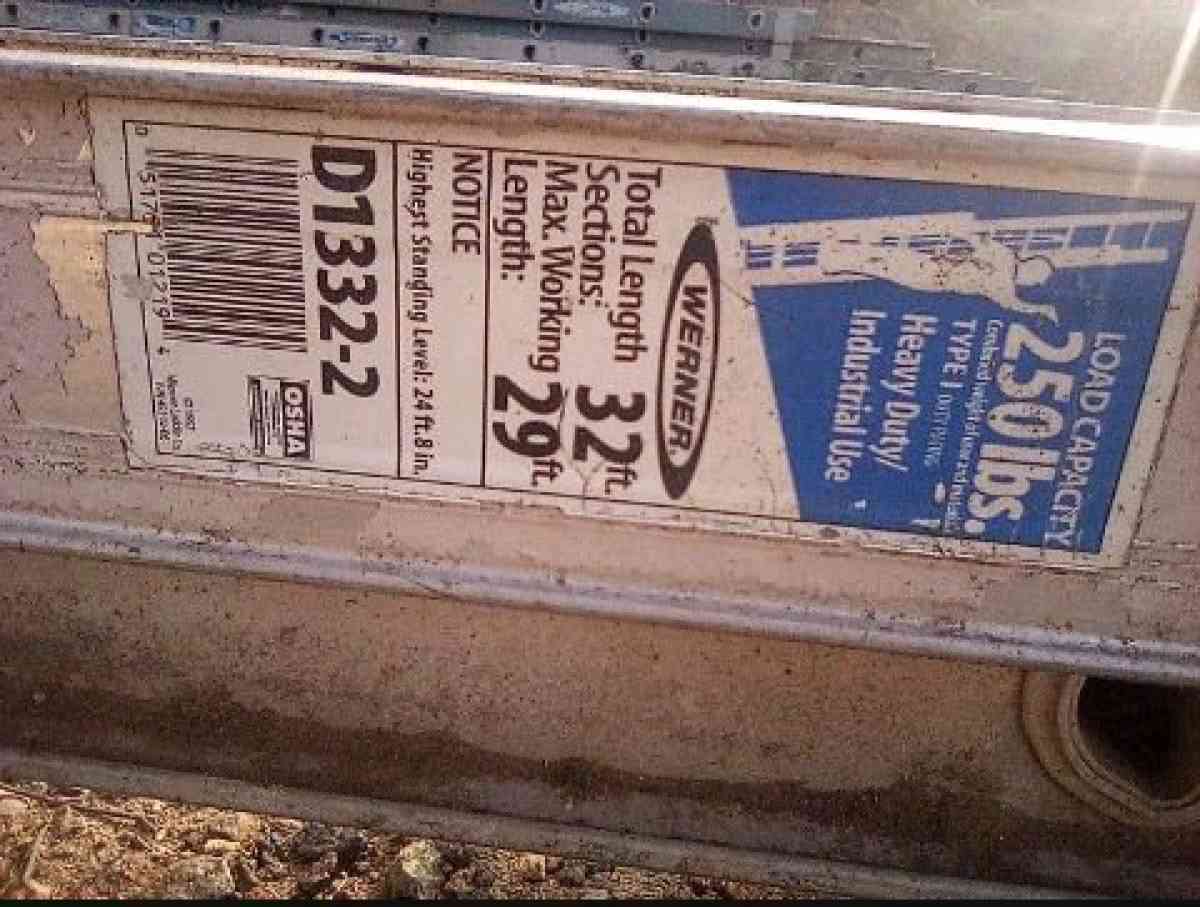 32 ft ladder - Escondido, California - FleaMarketBay