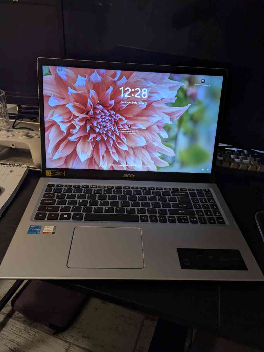 Laptop Acer aspire 3 and available for trading - Odessa, Texas - FleaMarketBay