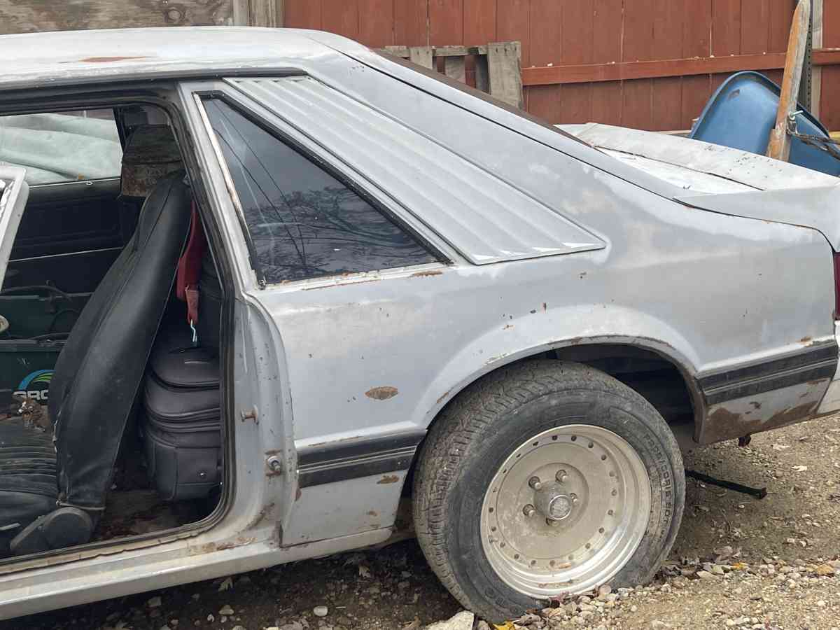 FORD MUSTUNG 82 FOXBODY - Waukegan, Illinois - FleaMarketBay