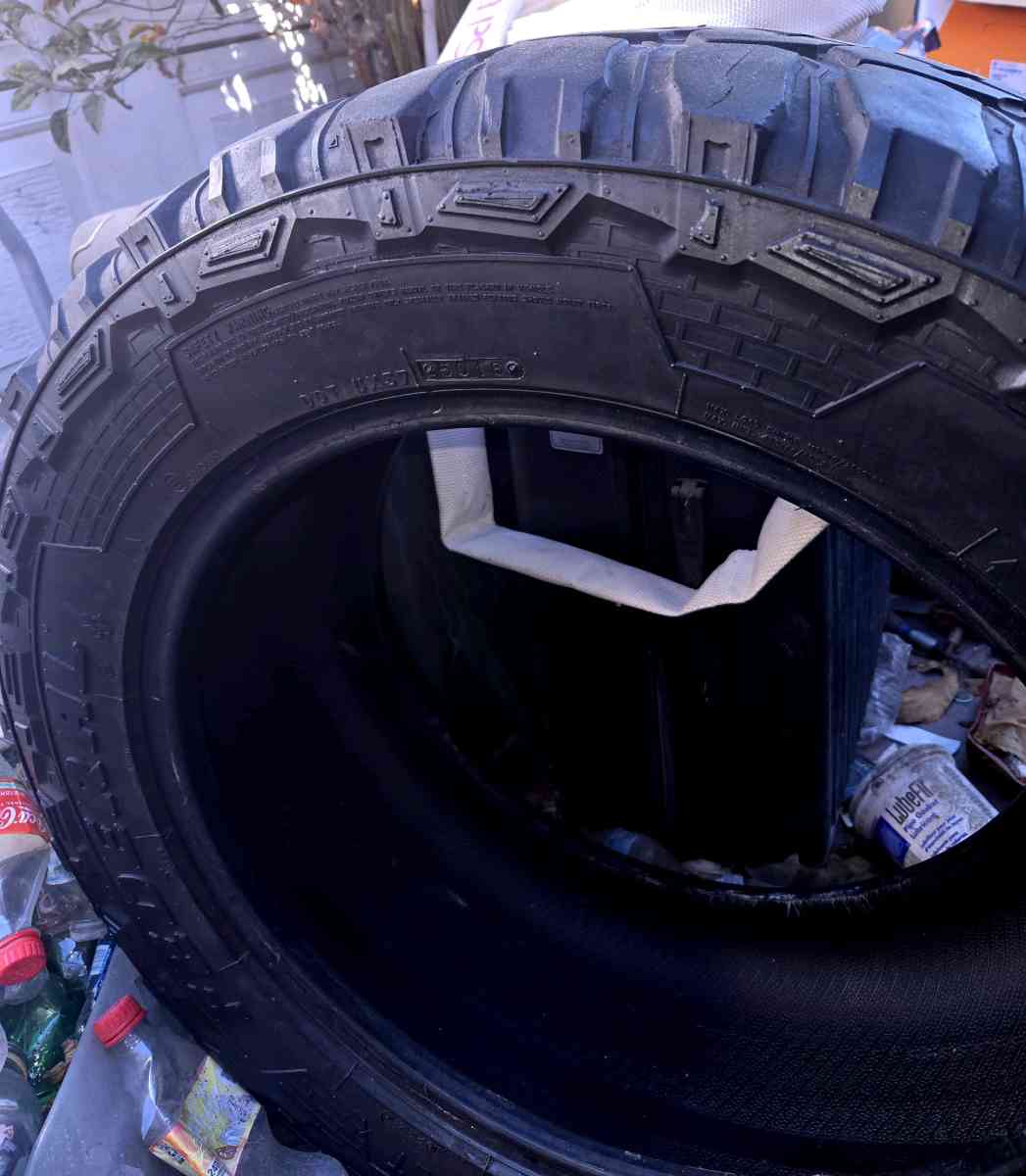 4 FEDERAL COURAGIA MT 33x1250R20 LT - Long Beach, California - FleaMarketBay