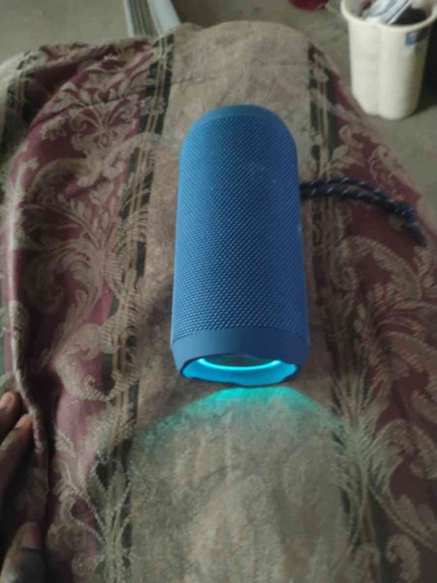 EDUPLINK M6PRO WATERPROOF SPEAKER - Gaston, South Carolina - FleaMarketBay