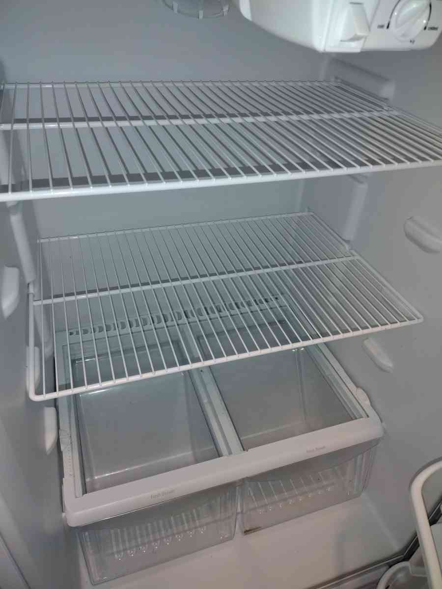 vendo esta Refrigerador esta en excelentes condiciones - Alicia, Arkansas - FleaMarketBay