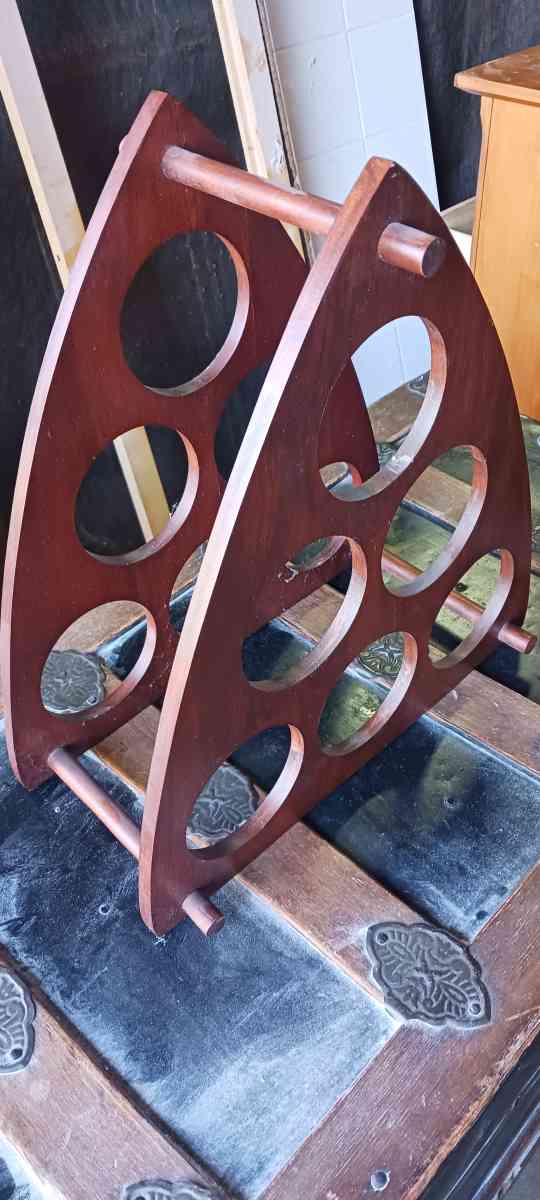 8 Bottle Wine Rack - Mableton, Georgia