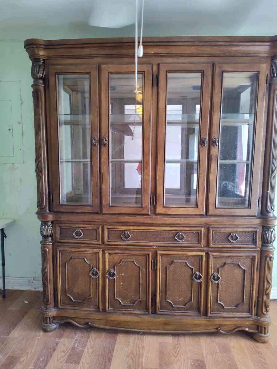 vitrina - Alicia, Arkansas - FleaMarketBay