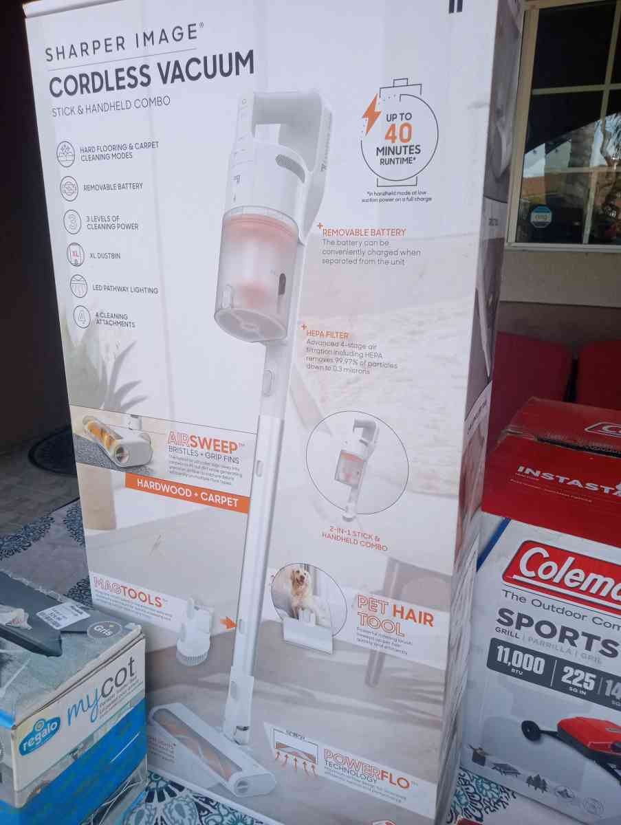 new cordless vacuum - La Puente, California - FleaMarketBay