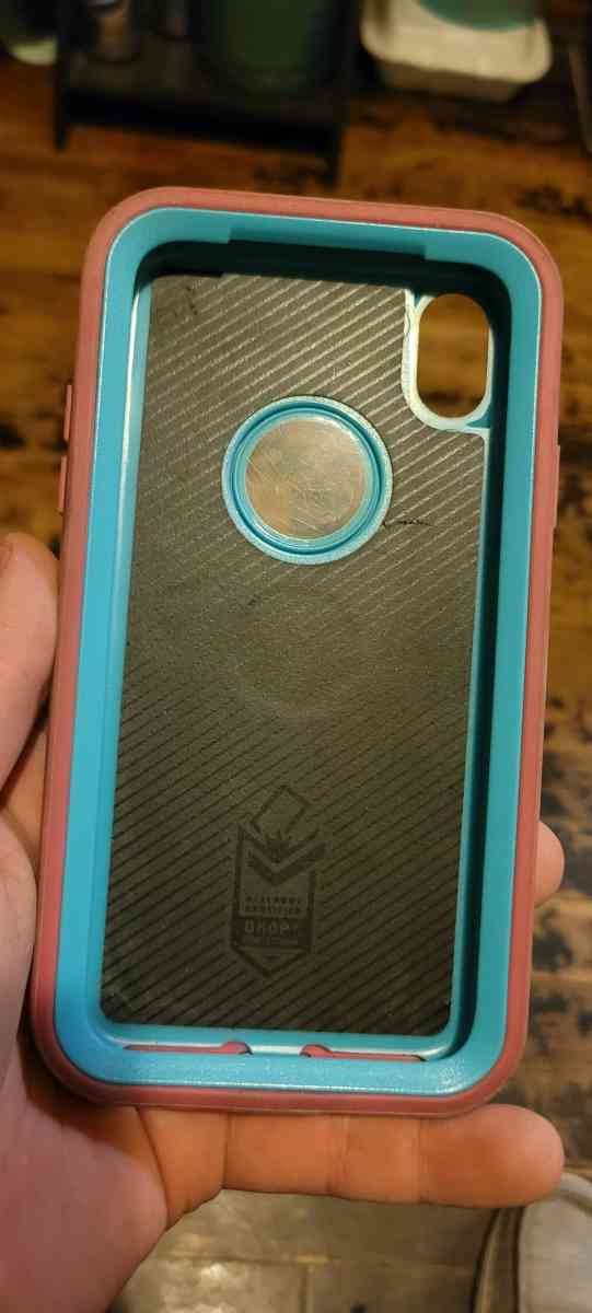 iPhone XR OtterBox Defender Series Case and Holster - Oklahoma City, Oklahoma - FleaMarketBay
