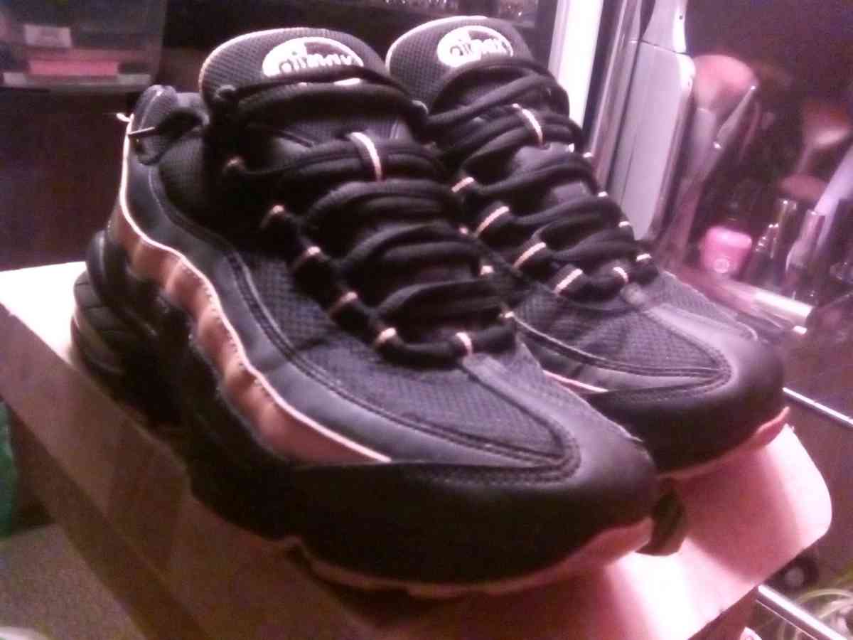 Nike Air Max 95s - Vancouver, Washington - FleaMarketBay