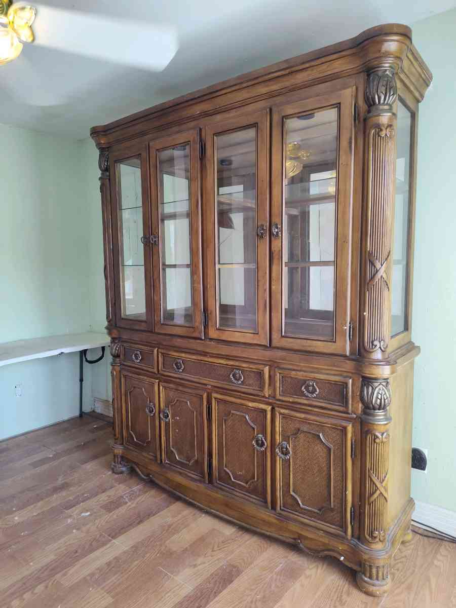 vitrina - Alicia, Arkansas - FleaMarketBay