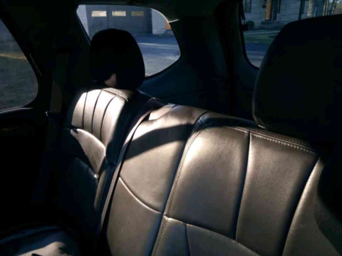 2005 GMC Envoy - Indianapolis, Indiana - FleaMarketBay