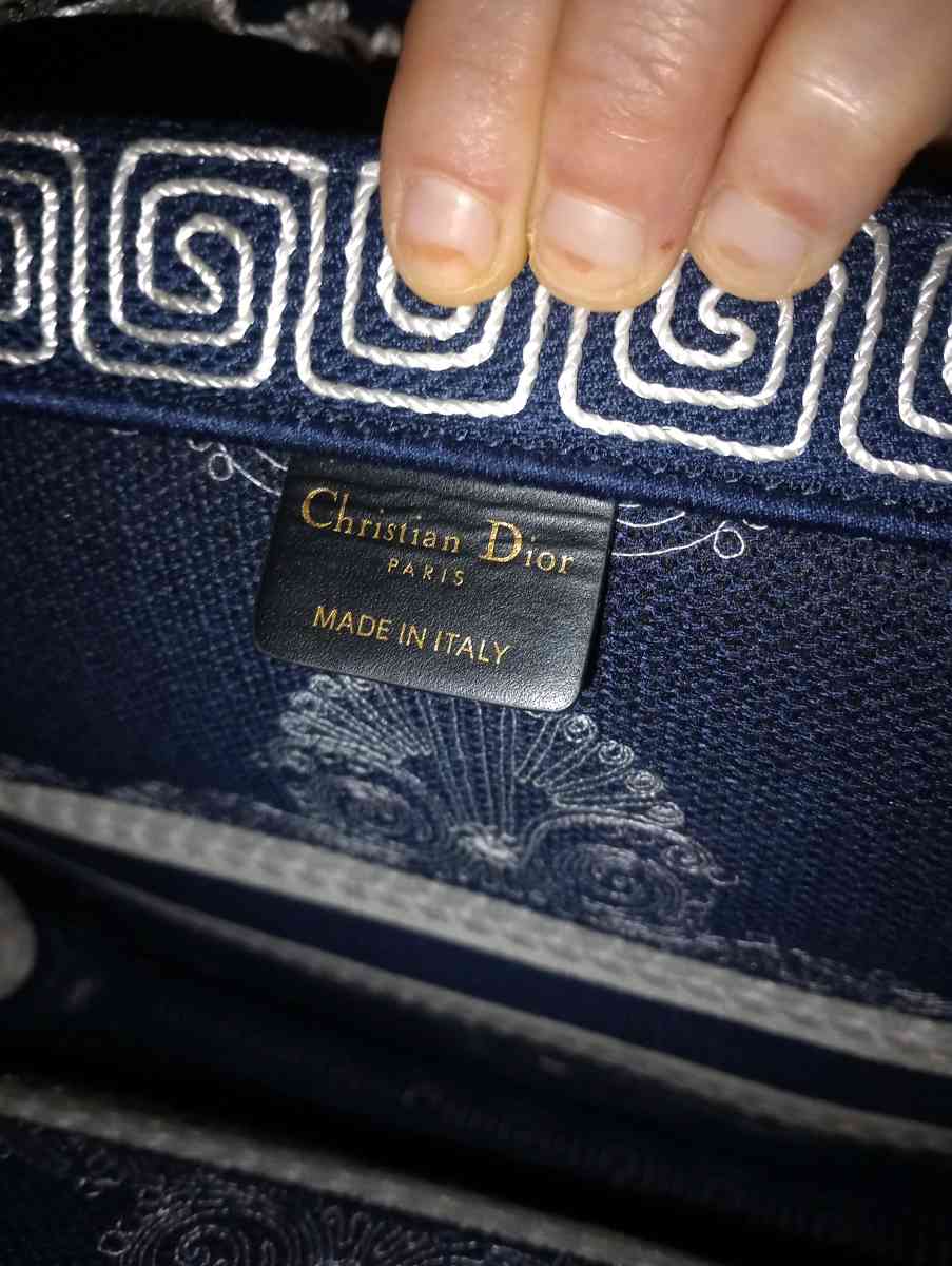 Christian Dior bag - Lexington, North Carolina - FleaMarketBay