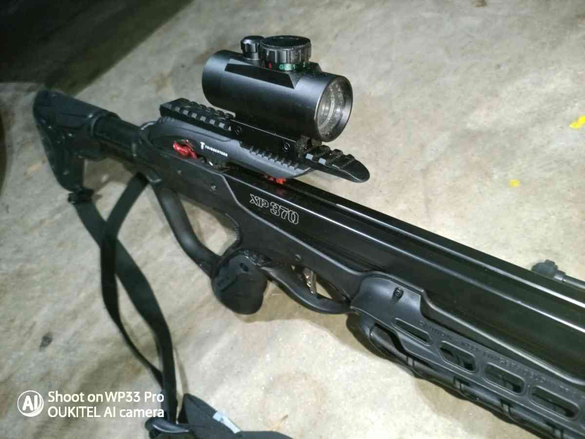 Barnett crossbow and Simmons 22 mag scope - Dallas, Georgia
