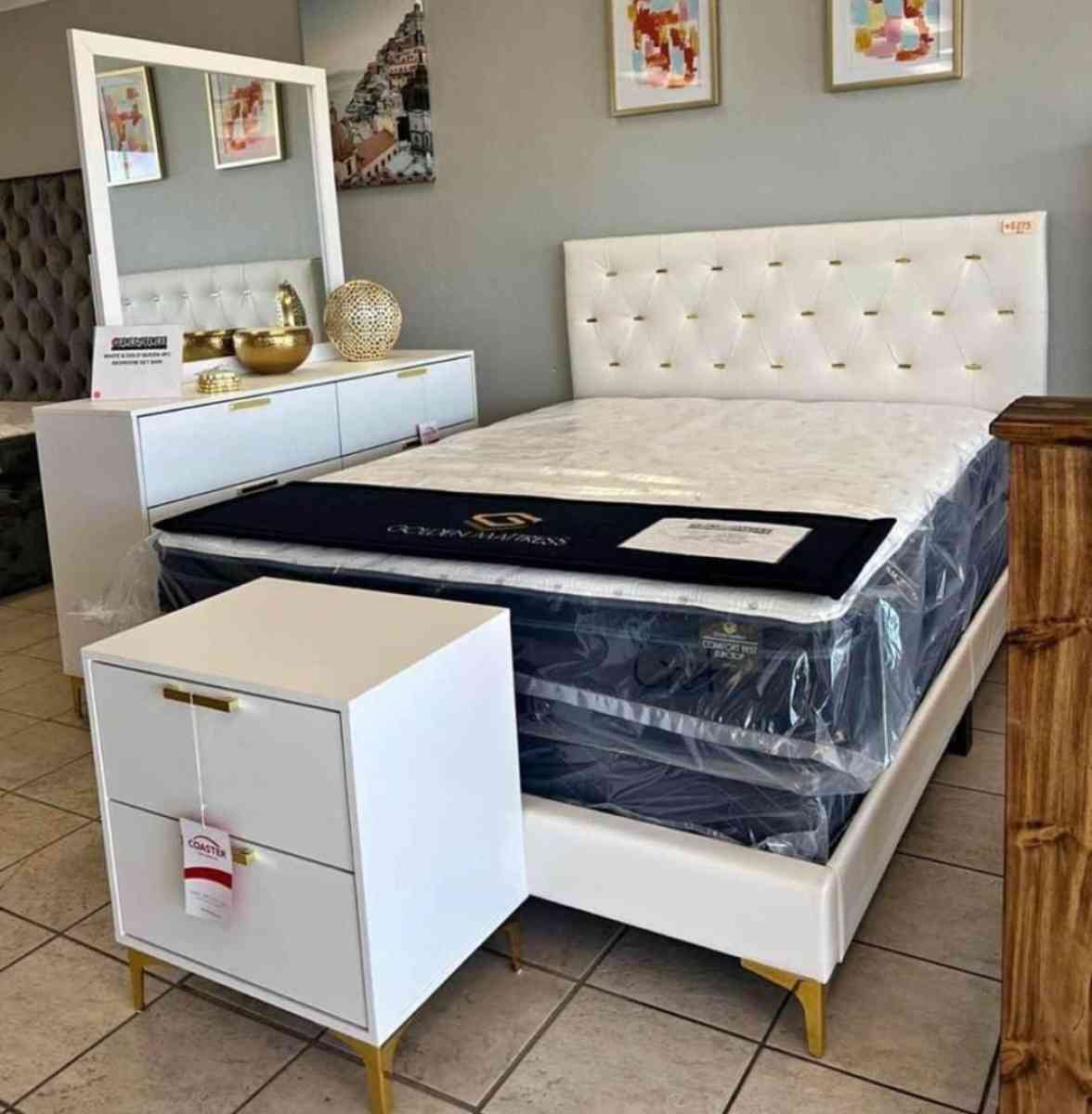 Juego de cuarto Cama Queen - Miami, Florida