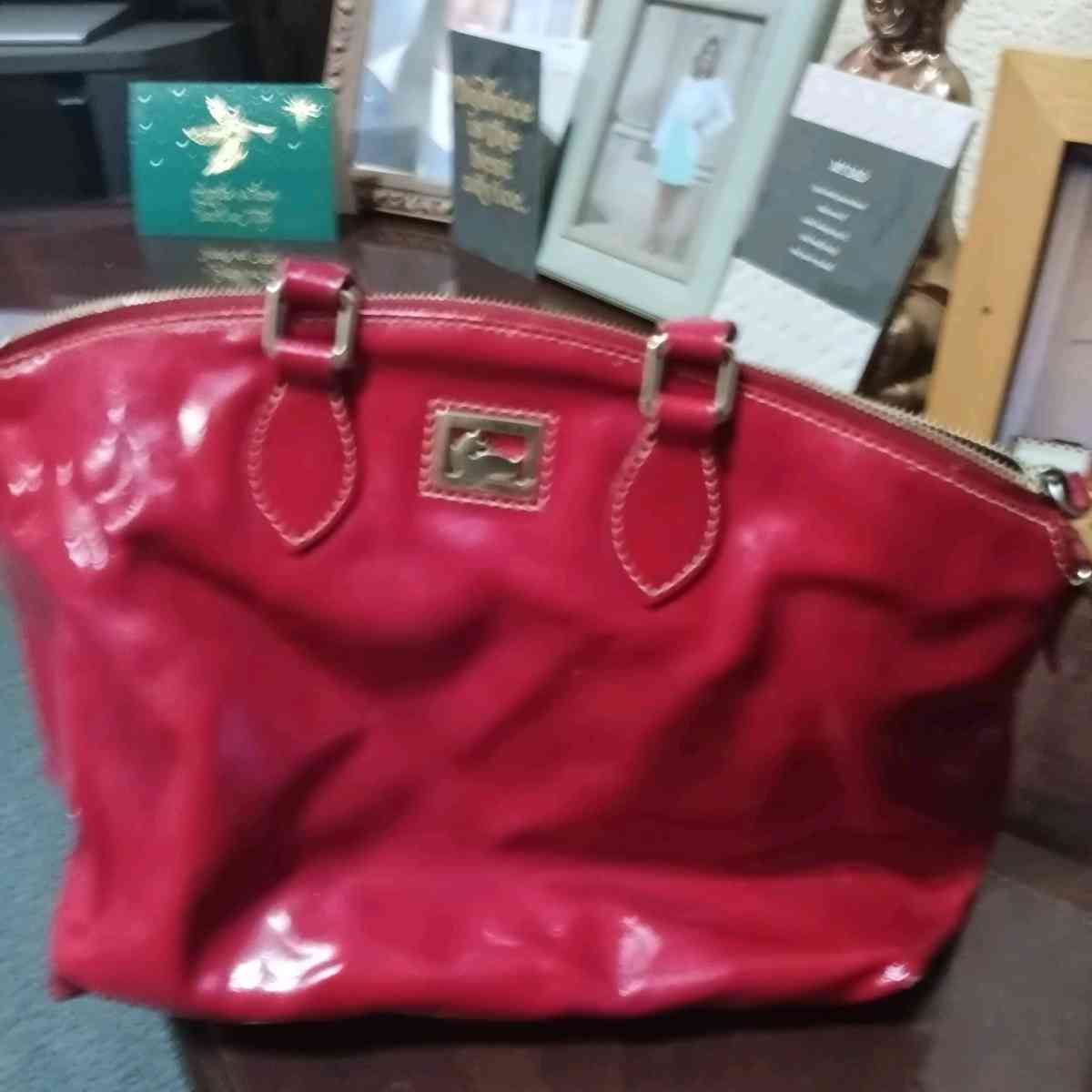 Guess and dooney burke - Abilene, Texas - FleaMarketBay