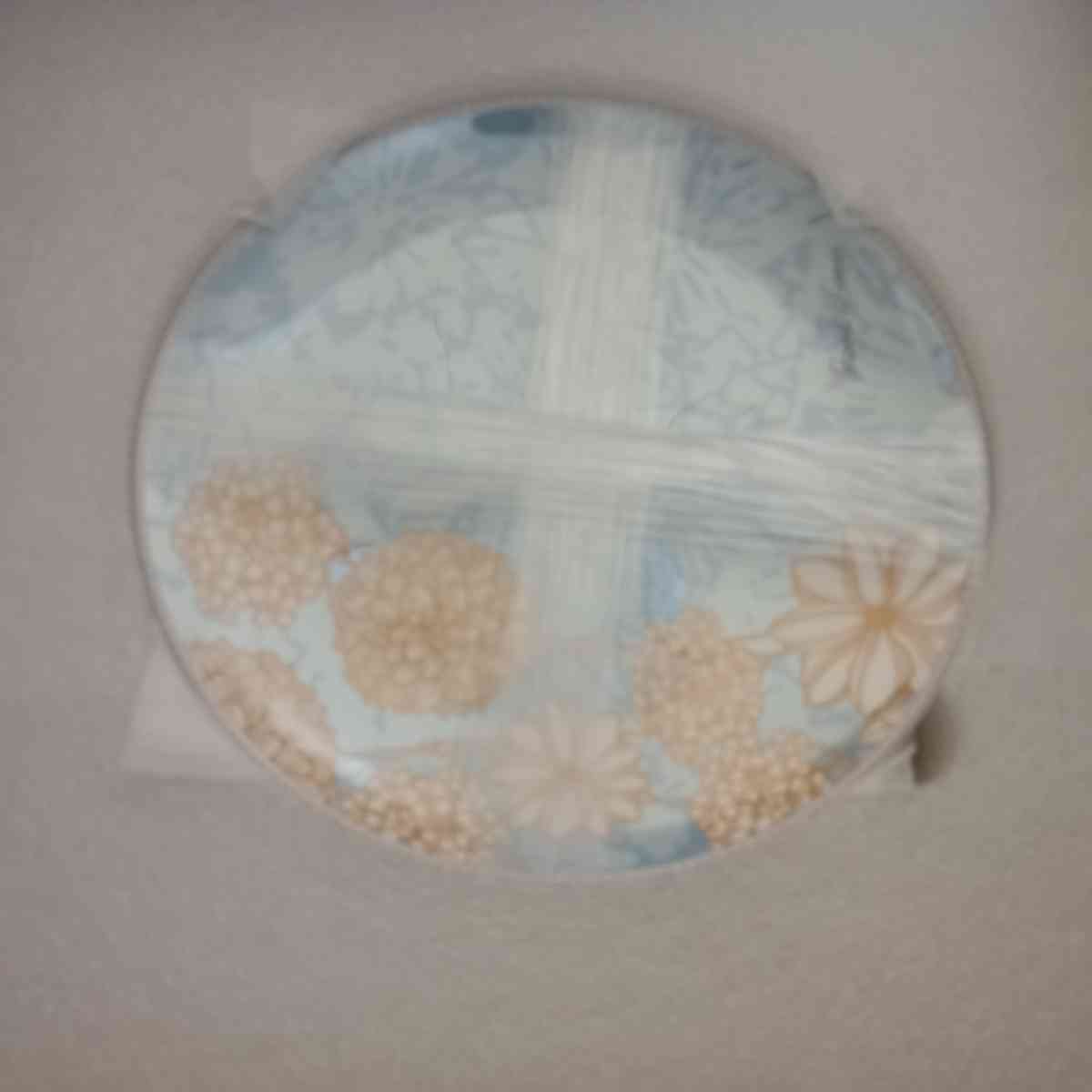 Fhgnysm 12 PieceBone China Tableware Set - New York, New York - FleaMarketBay