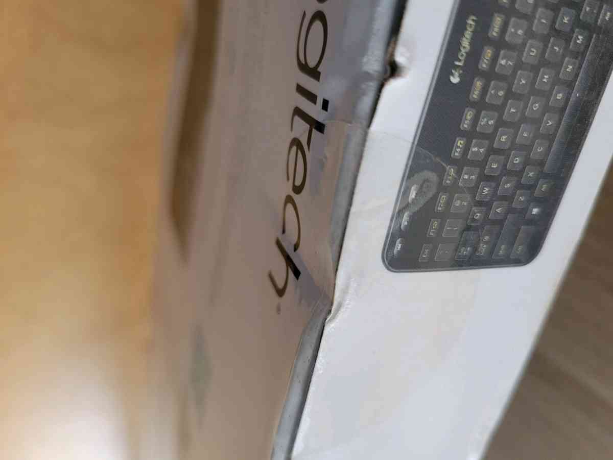 wireless keyboard - Norman, Oklahoma - FleaMarketBay