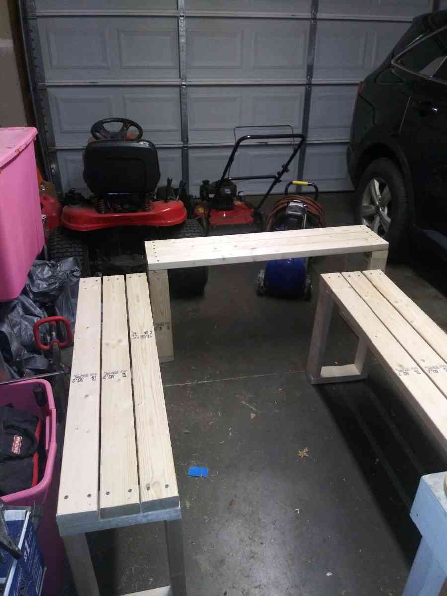 3 Benches 60 dollars each solid wood - Greenville, South Carolina