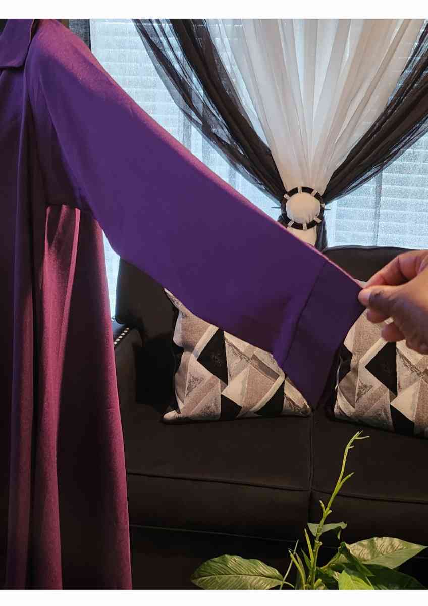 PLUS SIZE Relaxed Fit Top - San Antonio, Texas - FleaMarketBay