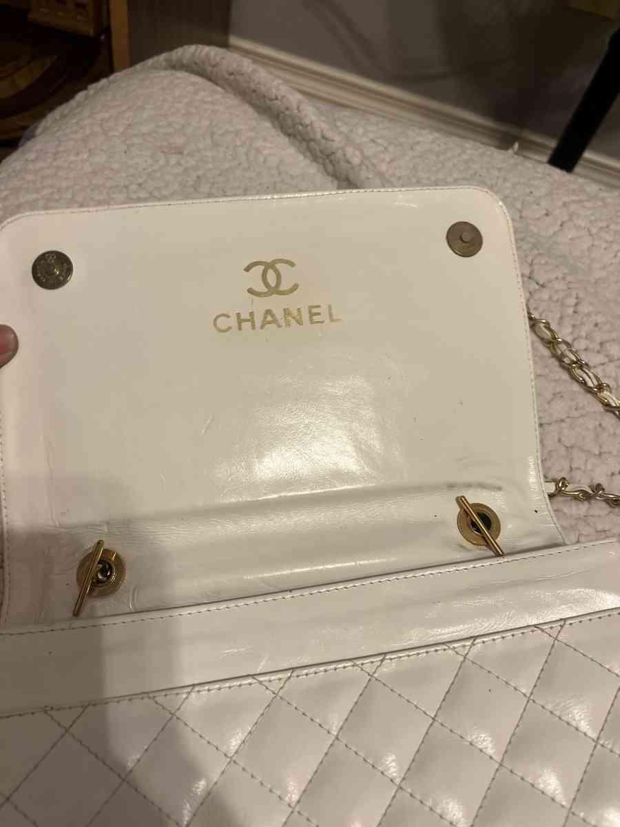 purses - Sacramento, California - FleaMarketBay