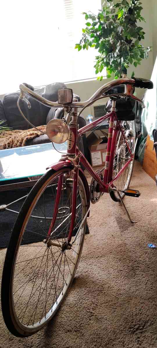 Schwinn suburban bicycle - Salem, Oregon - FleaMarketBay