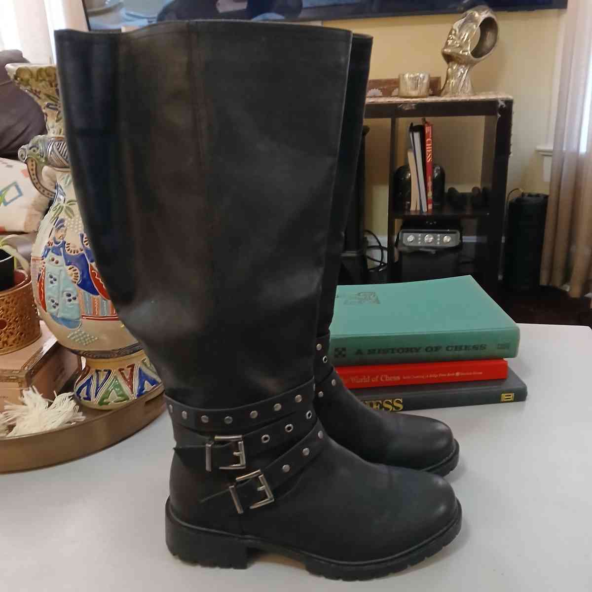 Torrid Buckle detail wide calf boots for Women Size 11ww - Indianapolis, Indiana - FleaMarketBay