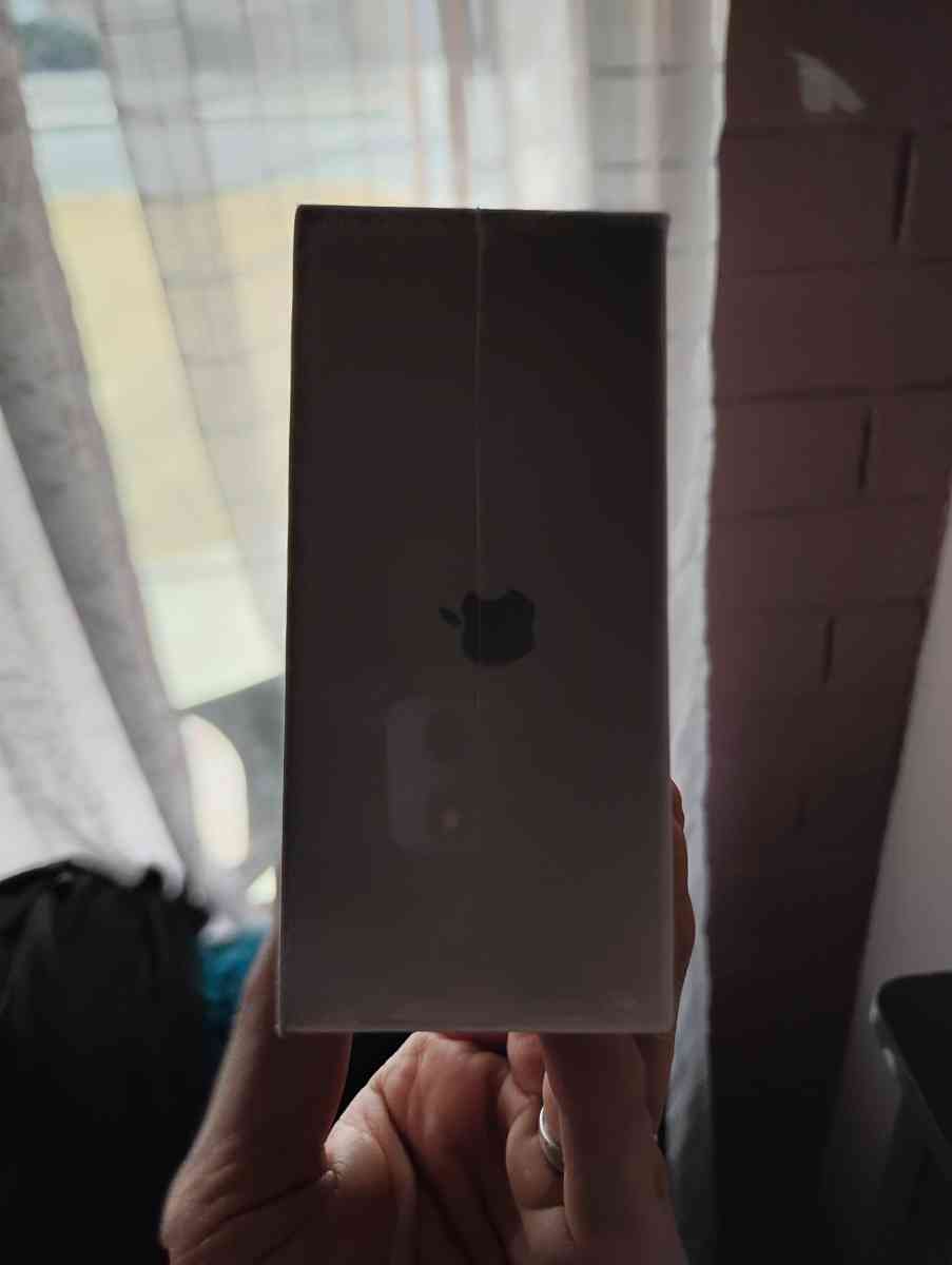 Apple Air Pods Pro 2 - Albuquerque, New Mexico - FleaMarketBay