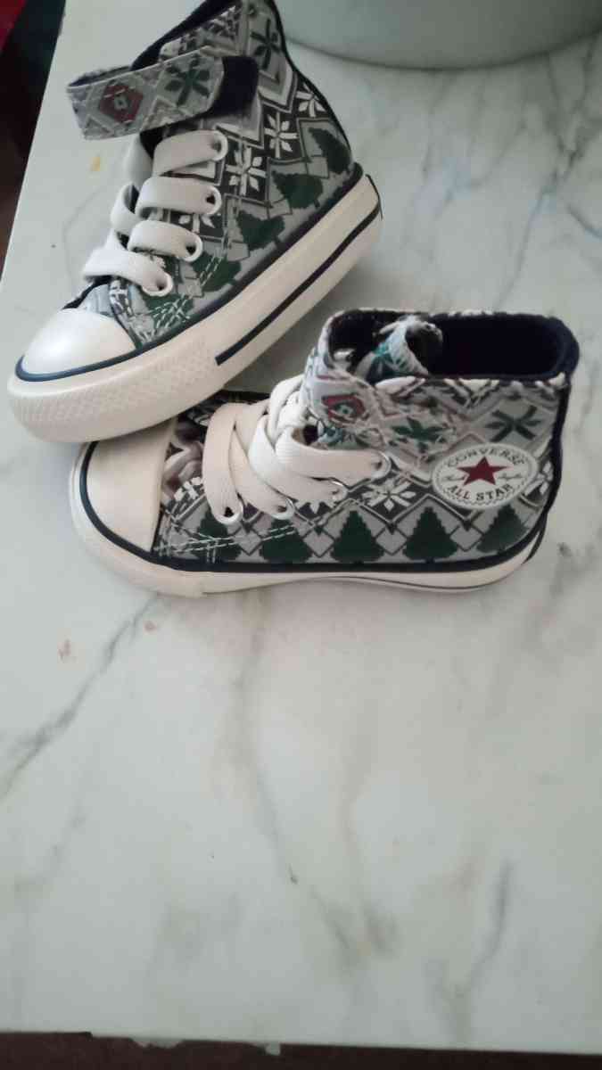 the mini shoes for you baby converse new - Atherton, California
