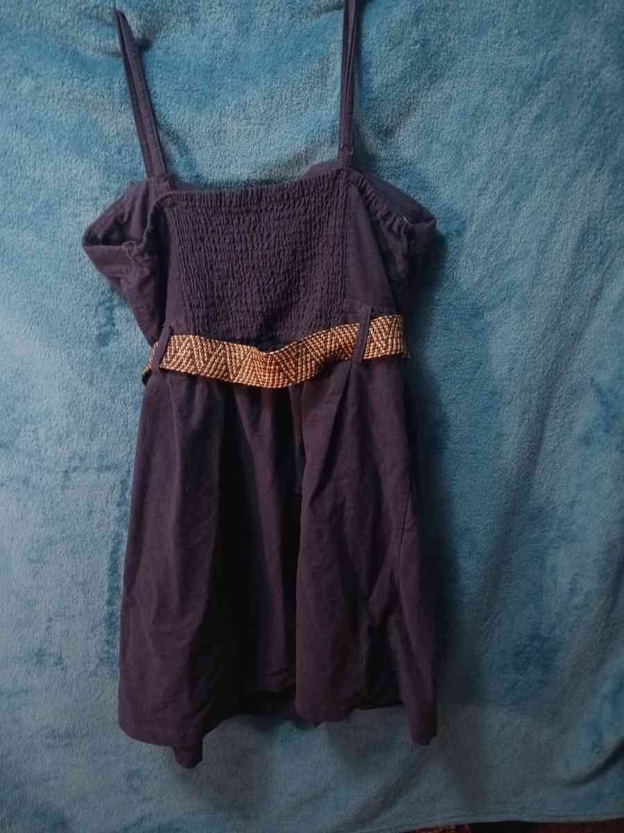 Chic Navy Blue Dress - La Crosse, Wisconsin - FleaMarketBay